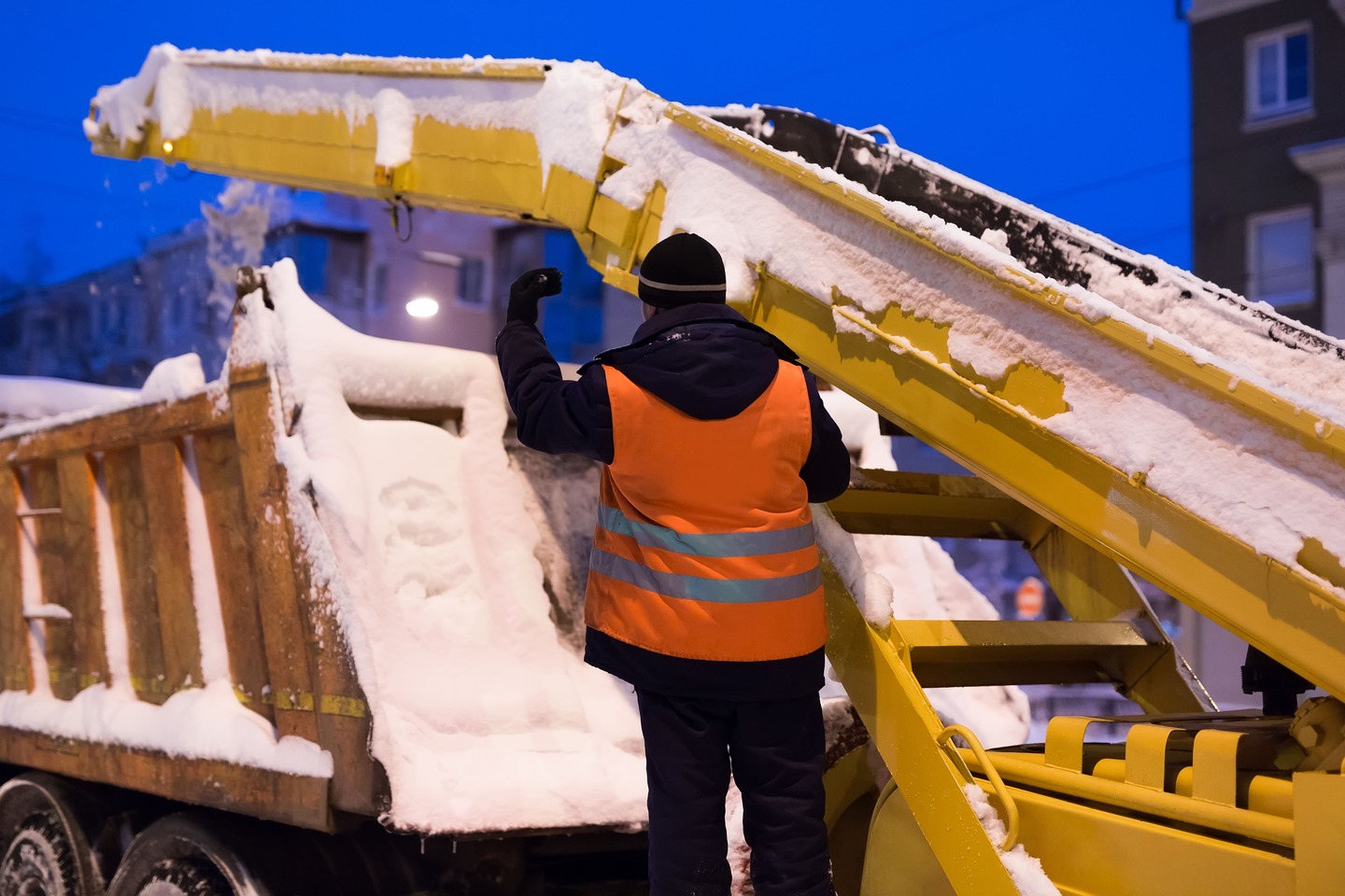 snow plow machine and snow truck clean the streets 2025 01 10 21 37 45 utc min